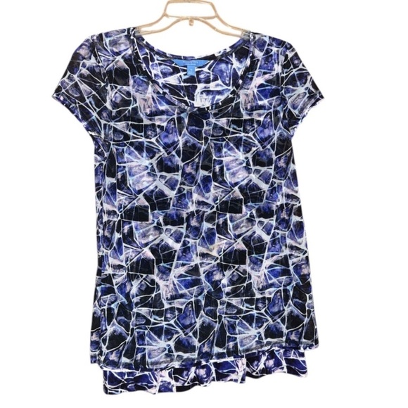 Simply Vera Vera Wang Tops - 8/$25 Blue and Black Patterned Short Sleeve Top size medium Simply Vera